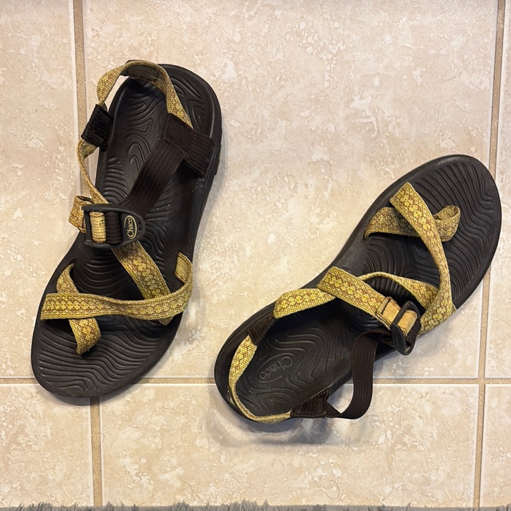 Chaco Black and Yellow Strappy Sandals